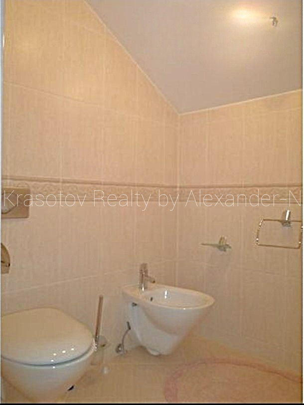 продажа многокомнатной квартиры номер A-173098 в Приморском районе, фото номер 33